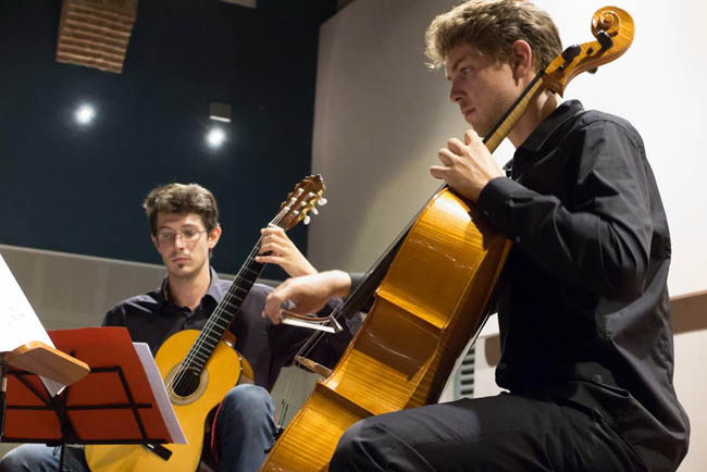 Concerto DUO FRANK MARTIN il 16 aprile 2016 a Torremaggiore al Castello Ducale De Sangro