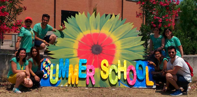 A Torremaggiore il 30 giugno 2017 Scuola Media Padre Pio aperta a ragazzi e nonni nell’ambito dell’evento Summer School