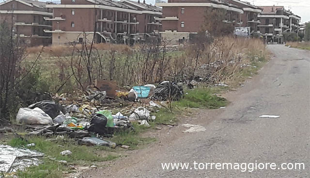Problema immondizia a Torremaggiore