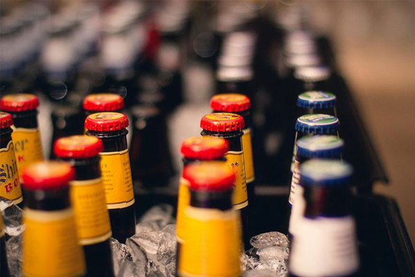 Ordinanza comunale a Torremaggiore che vieta la vendita di bevande alcoliche e superalcoliche in Piazza Mazzini dalle 16 alle ore 7