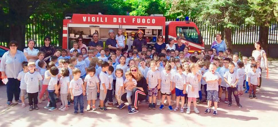 I Vigili del Fuoco accendono l’entusiasmo dei bambini  torremaggioresi