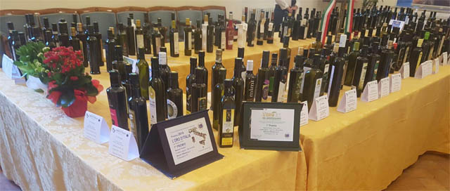 Nonno Vittorio continua a valorizzare il territorio: presente al Castello Ducale di Torremaggiore per un libiam fra musica e sapori