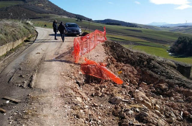 Briciole dal governo centrale per le strade della Provincia di Foggia, tuona il Presidente Gatta mentre i pentastellati esultano