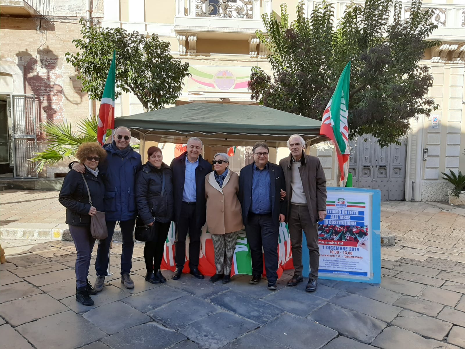 Torremaggiore: Forza italia in piazza per Agire