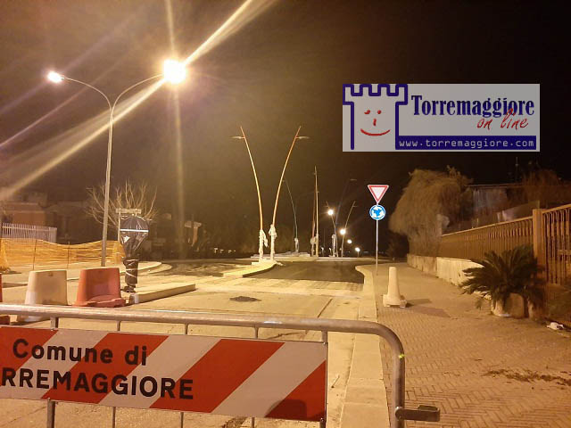 Dalle ore 20 del 5 febbraio 2020 sarà fruibile la nuova rotonda a Torremaggiore tra Via Nenni,Via Vincenzo Lamedica e Via Togliatti : ecco le prime foto