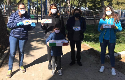 Realizzate mascherine da due sarte a Torremagggiore, donate al Centro Operativo Comunale presso la Polizia Locale