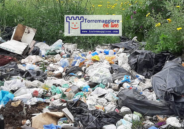 RIFLESSIONE PUBBLICA DI PEPPINO LAMEDICA: TORREMAGGIORE? NO MONNEZZAMAGGIORE