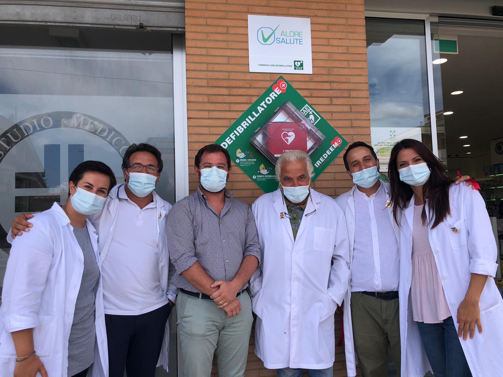 Torremaggiore: installato ed inaugurato defibrillatore automatico presso la Farmacia San Matteo dei Dottori Mastandrea