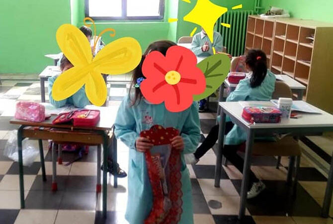 Donate le calze dei morti ai più piccoli di Torremaggiore da parte del Comune