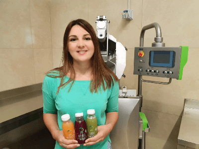 Succhi di benessere e qualità totale è la sfida di Claudia De Frias tutta Made in Torremaggiore