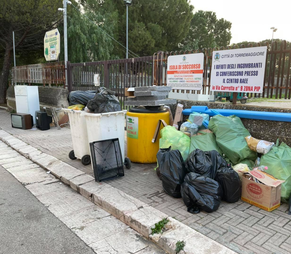 Fdi Torremaggiore sull’immondizia all’Isola Ecologica: dove sono i controlli?