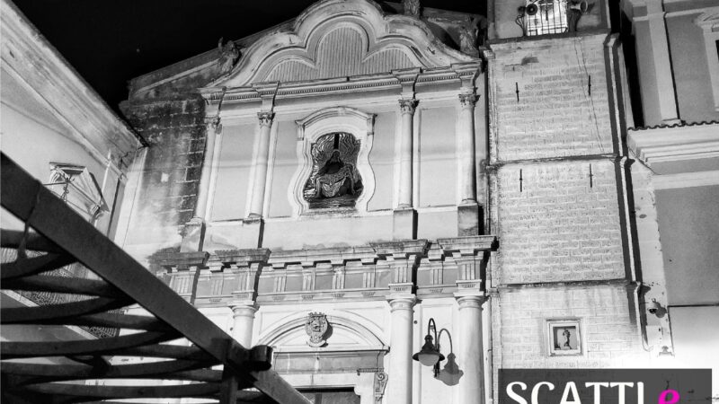 Riqualifichiamo Piazza Mazzini è  l’appello  sottoscritto da molti e da cui ha preso vita un inizio di condivisione tra associazioni e privati cittadini : nel silenzio di questo nostro tempo le immagini saranno il racconto di noi tutti