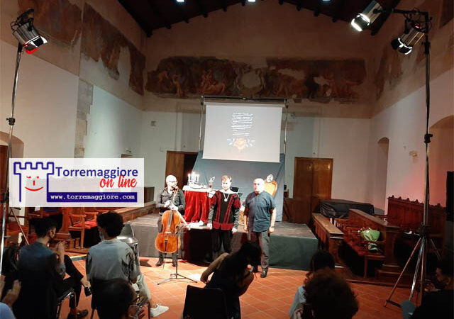 Grande successo ha riscosso il monologo teatrale Gesualdo da Venosa realizzato con la regia del Dott Walter Scudero che si è svolto il 12 giugno 2021 a Torremaggiore al Castello Ducale De Sangro