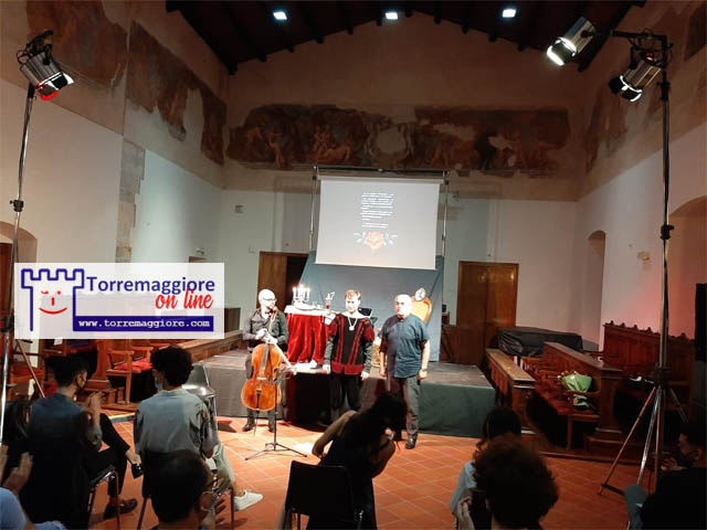 Grande successo ha riscosso il monologo teatrale Gesualdo da Venosa realizzato con la regia del Dott Walter Scudero che si è svolto il 12 giugno 2021 a Torremaggiore al Castello Ducale De Sangro