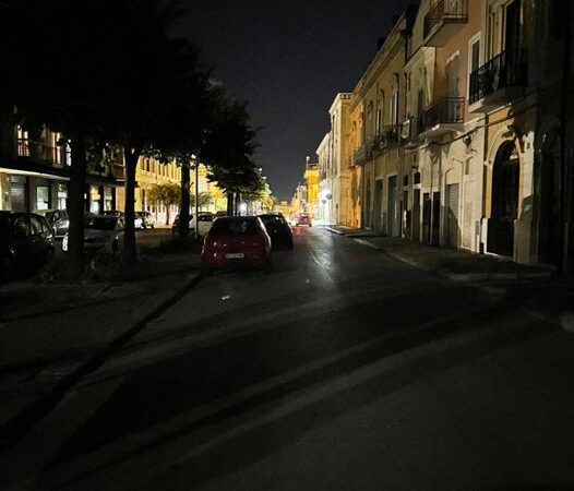 Via Sacco e Vanzetti alta è buia da circa una settimana: la pubblica denuncia di Fratelli D’Italia di Torremaggiore