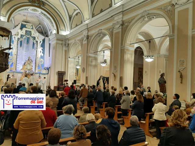 Grande affetto dalla comunità parrocchiale di San Nicola a Don Pietro Fabbrizio nella sua ultima Santa Messa da parroco. Attesa per la nomina del suo successore ad oggi non comunicata