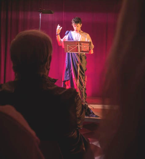 GRANDE SUCCESSO PER LA DILOGIA MONOLOGICA DIMENTICATI DEL REGISTA TORREMAGGIORESE DOTT WALTER SCUDERO CON ECCEZIONALE PARTECIPAZIONE DI PUBBLICO ALL’AUDITORIUM PIO XII DELLE SUORE ANCELLE IN PINETA