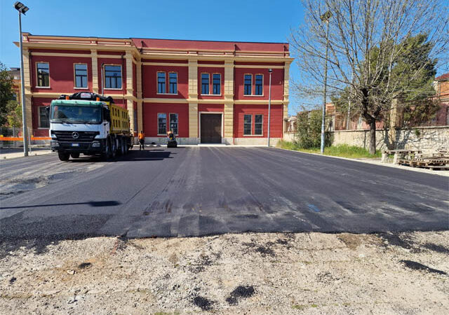 Torremaggiore: al via i lavori per il rifacimento del campo di Basket e di Calistenich nella Scuola Elementare San Giovanni Bosco finanziati con fondi del GAL Daunia Rurale 2020