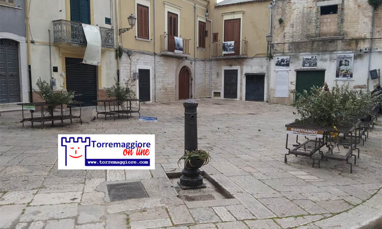 TORREMAGGIORE: GIOVEDÌ 13 LUGLIO 2023 IN PIAZZA MAZZINI DALLE ORE 21 READING DI POESIE, STORIE E RACCONTI CON RADIO SMART