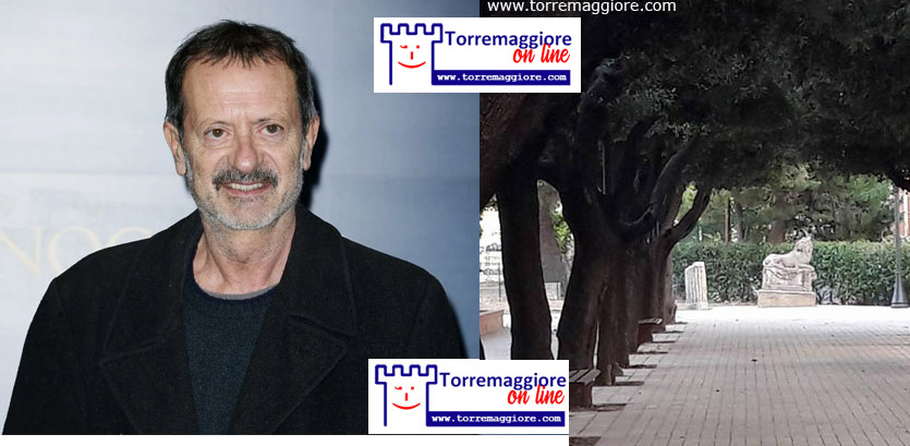 Rocco Papaleo sold out il 4 agosto 2023 alla Villa Comunale Federico II di Torremaggiore