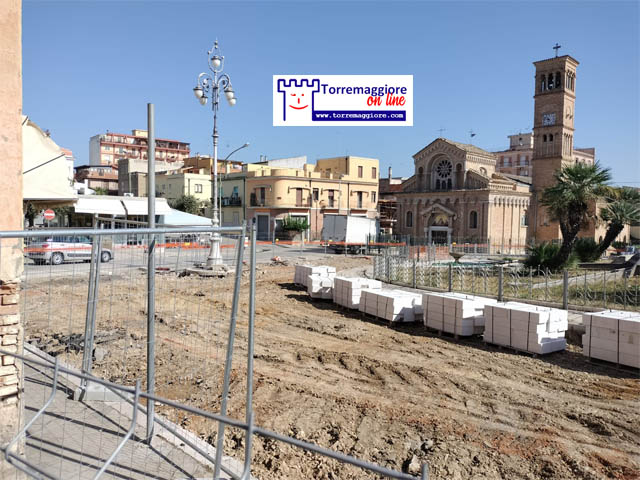 TORREMAGGIORE: AVVIATI I LAVORI PER LA RIQUALIFICAZIONE DI PIAZZA INCORONAZIONE