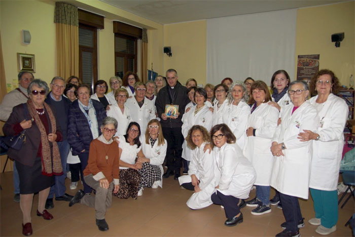 L’AVO di Torremaggiore ha incontrato il Vescovo Mons Mengoli presso l’Oratorio San Sabino