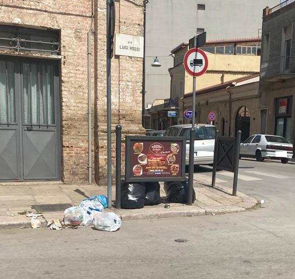 Nota dei consiglieri Manzelli e Saragnese: a Natale l’amministrazione Di Pumpo ci ha già regalato il sogno di una notte bianca a caro prezzo