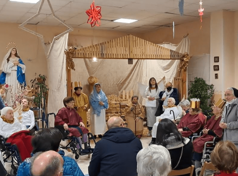 Torremaggiore: le ospiti della Casa di Riposo della Divina Provvidenza sono le protagoniste della rappresentazione della natività