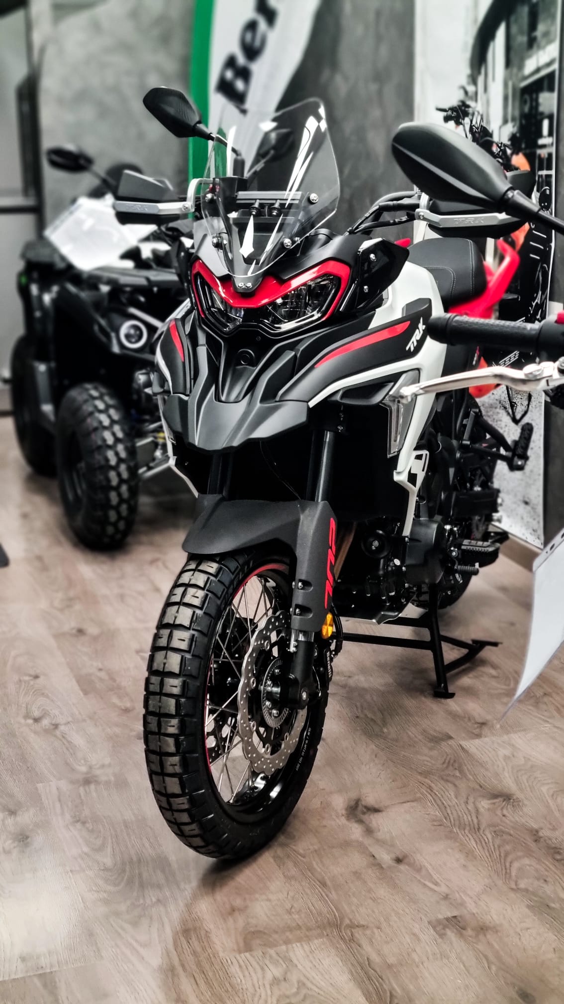 Auto Team è presente con uno showroom dedicato all’edizione 2024 della Festa della Madonna della Fontana di Torremaggiore: protagonista la nuova 702X della Benelli