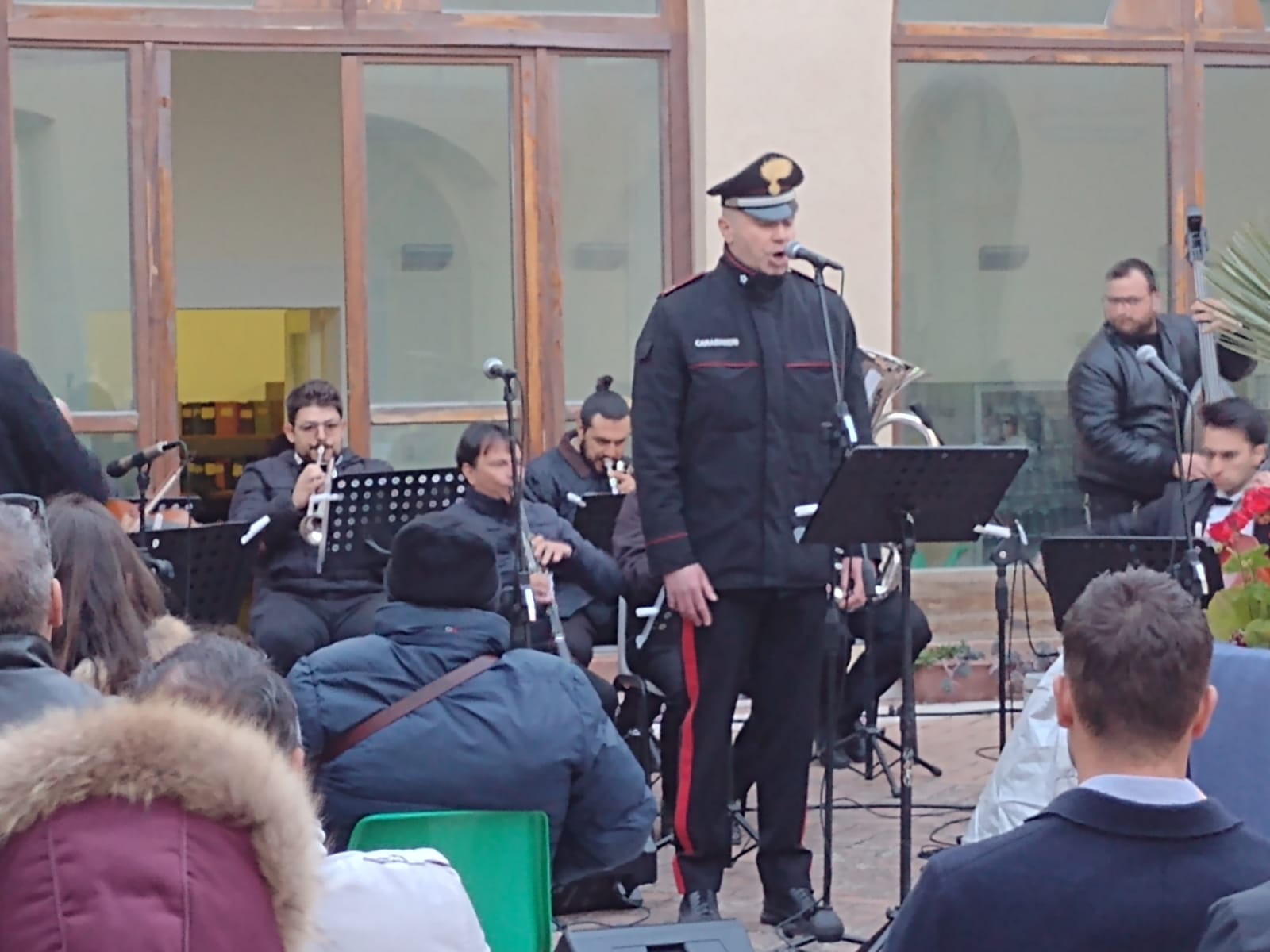 26 aprile 2024: al concerto per la Pace di Lucera il baritono era il Vice Comandante dei Carabinieri della Caserma di Torremaggiore Antonio Pistillo
