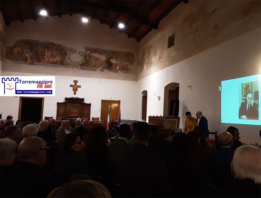Grande affluenza di pubblico al convegno sul Maestro Aurelio Saragnese: inaugurata mostra nella sala museale che sarà visibile fino al 13 aprile 2024 dalle 18.30 alle 20.30