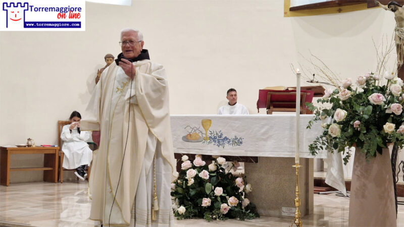 Torremaggiore ha commemorato i sessant’anni di sacerdozio di Padre Urbano Giambitto OFM nella Chiesa del Convento Sacro Cuore: grande gioia e  partecipazione
