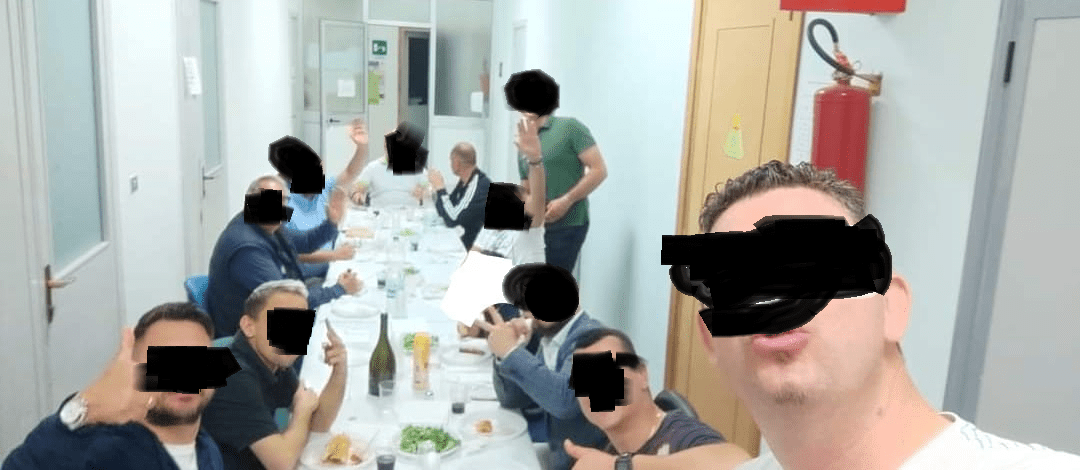 La minoranza di centrodestra incalza: il sindaco Emilio Di Pumpo abbia rispetto degli uffici comunali che non sono luoghi deputati a banchetti post elettorali