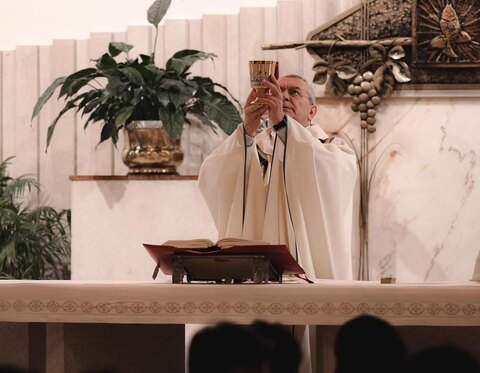 21 MAGGIO 2025: TRENTASETTESIMO ANNIVERSARIO DI ORDINAZIONE SACERDOTALE DI DON LEONARDO DI MAURO, AUGURI DA TUTTA LA COMUNITÀ CITTADINA