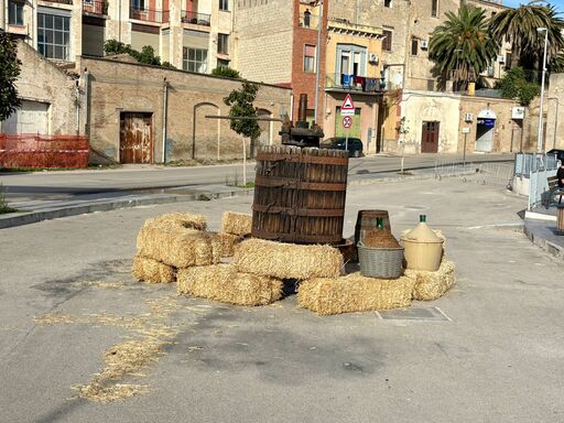 Grande successo a Torremaggiore per la Festa dell’Uva alla RSA Il Mandorlo Fiorito: una giornata di gioia,condivisione e comunità