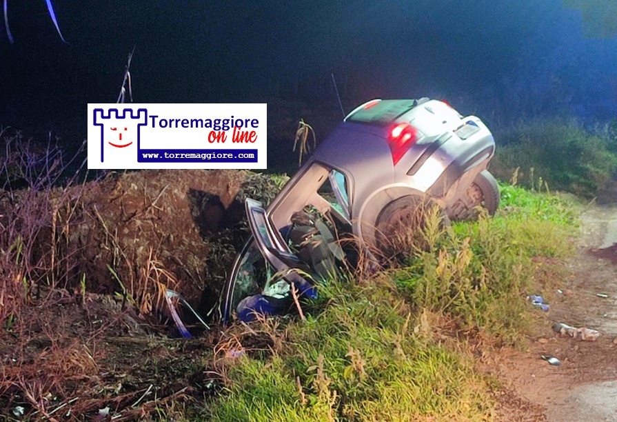 Scontro frontale nella serata del 1 novembre 2025 sulla SP30 Torremaggiore San Severo tra una VW Golf ed una Fiat Grande Punto: ferite sei persone