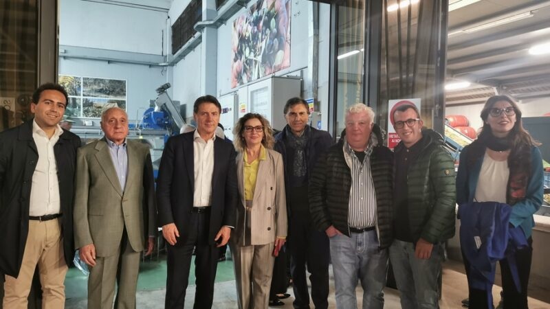 Il Presidente del M5S Giuseppe Conte a Torremaggiore per la filiera dell’olio