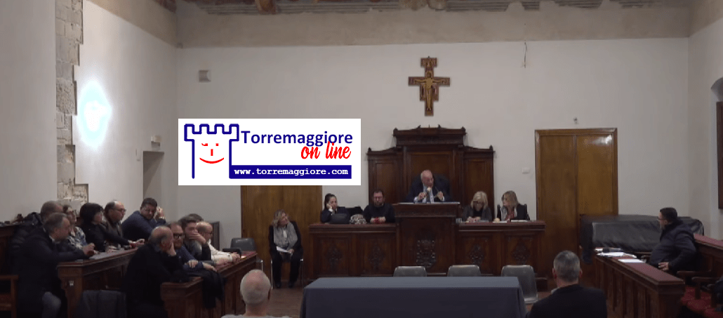 Consiglio comunale di Torremaggiore del 25 febbraio 2026: sulla variante al piano di lottizzazione Difesa Cambiaria e sulla variazione della lottizzazione Pacicco la maggioranza ha votato il rinvio a data da destinarsi per approfondire le tematiche