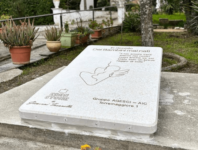 Torremaggiore: inaugurato il monumento ai bambini mai nati presso il Cimitero, un luogo di silenzio, memoria e riflessione