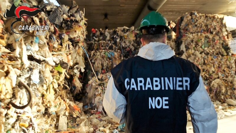 Settemila tonnellate di rifiuti di varia natura stoccati in totale difformità in un impianto di trattamento di rifiuti speciali non pericolosi a Torremaggiore : sequestro del Nucleo Operativo Ecologico di Bari dell’Arma dei Carabinieri