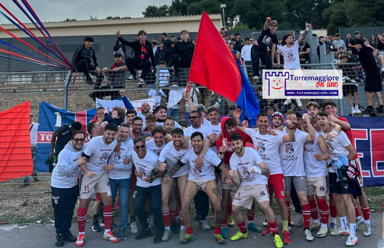 Trionfo ai playoff al San Sabino ai danni del Lokomotiv Riccia: l’Atletico Torremaggiore promosso in Eccellenza Molise, il cielo è rosso blu!