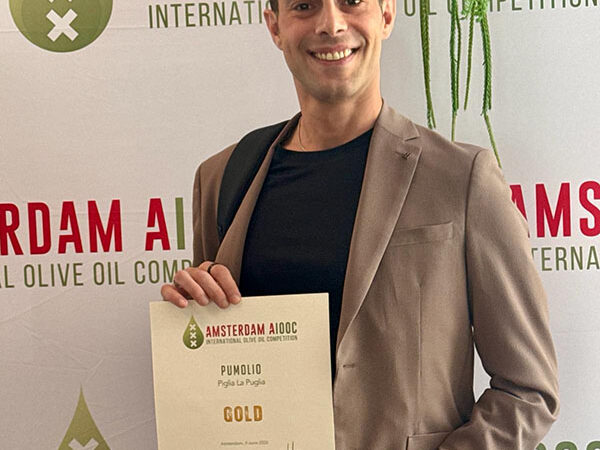 V Edizione dell’Amsterdam International Olive Oil Competition: tra le aziende agricole italiane premiate anche Pumolio di Piglia la Puglia del torremaggiorese Antonello Villani. Un altro meritato traguardo internazionale dai Paesi Bassi