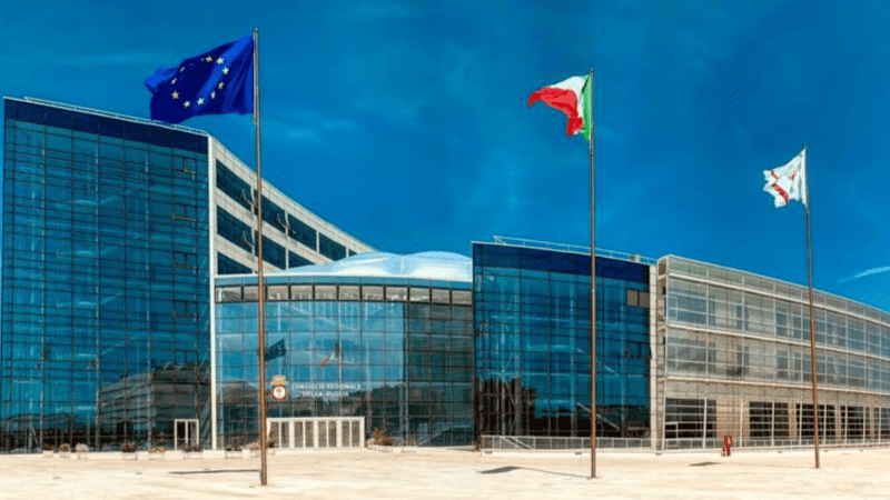 La Regione Puglia sta ragionando sulla chiusura dei Punti di Primo Intervento per tagliare la spesa sanitaria: si attende provvedimento esecutivo della giunta regionale con i dettagli, ed ora che succederà? La politica locale resterà in silenzio ad accettare supinamente anche questa scelta?