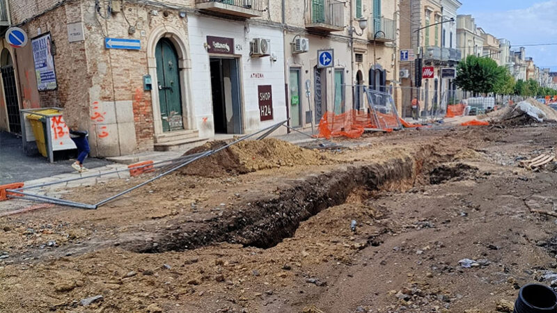 DOVE NON FURONO BOMBE, È LA DEVASTAZIONE DELL’UOMO. NOTA DI GIORGIO BARASSI SU CORSO GIACOMO MATTEOTTI